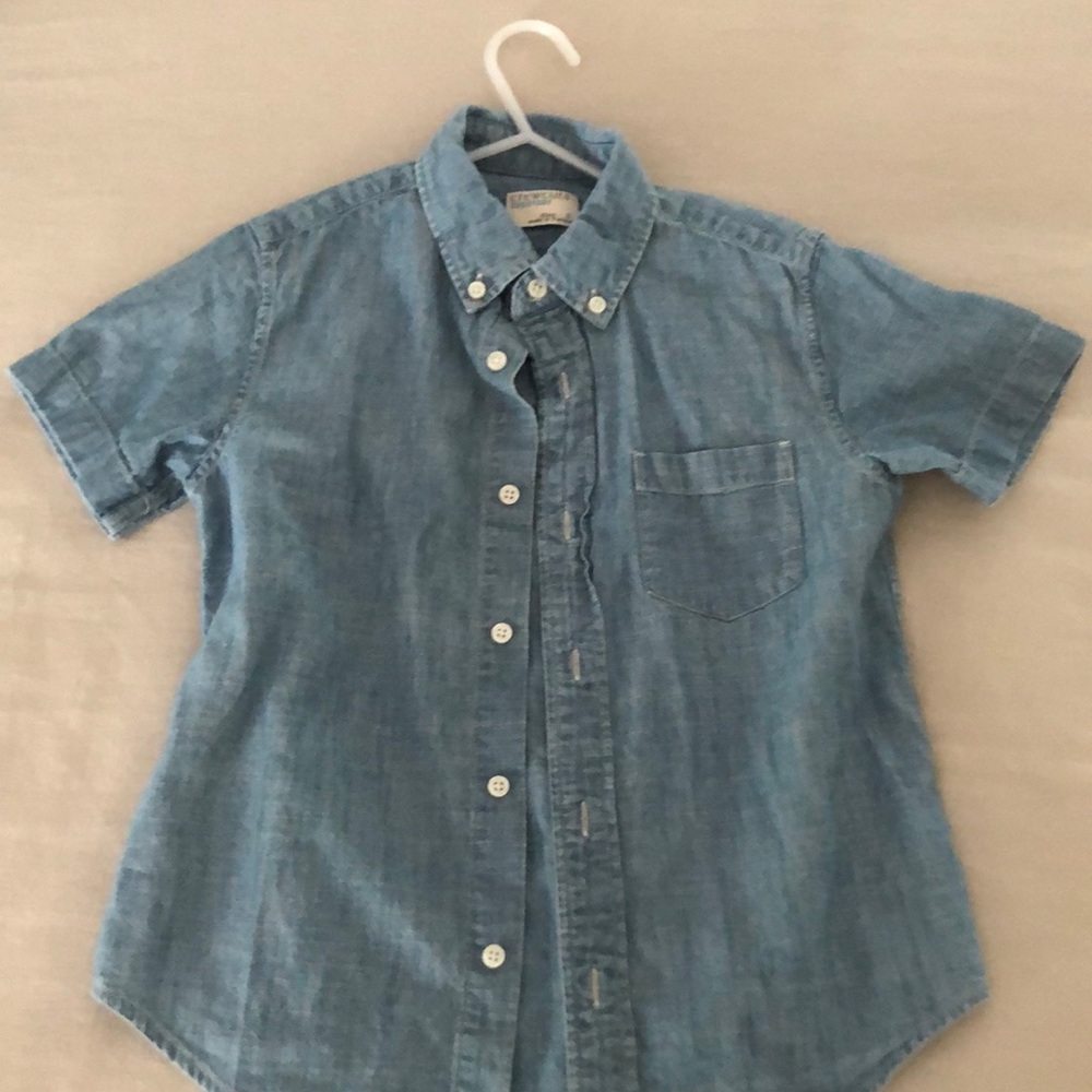 Size 8 boys Crew Cuts Chambray shirt